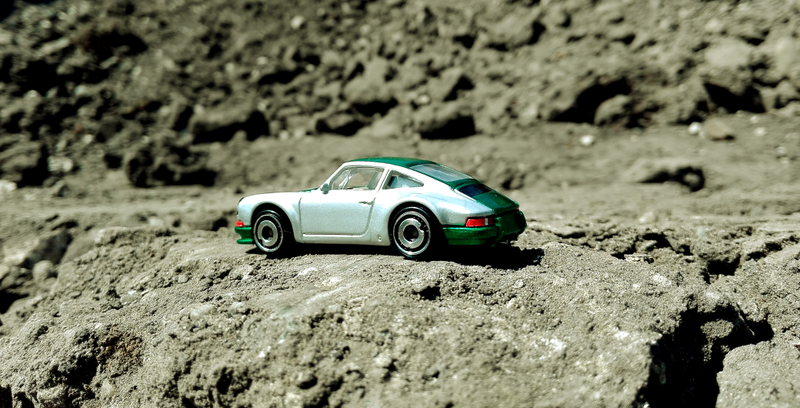 Illustration for article titled Custom 911: better than the first one, but still...